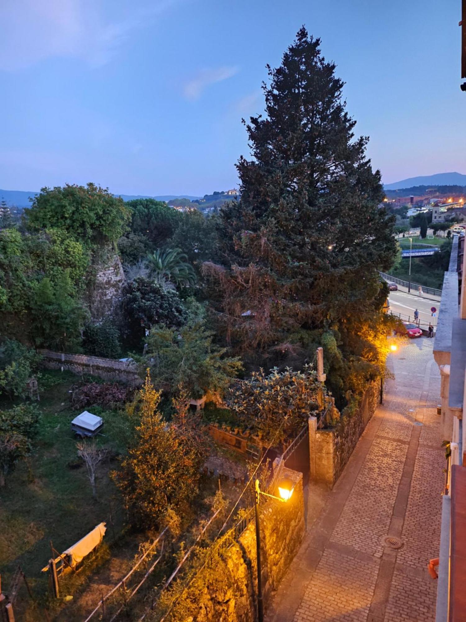 Apartamentcastrotuy Tui Bagian luar foto